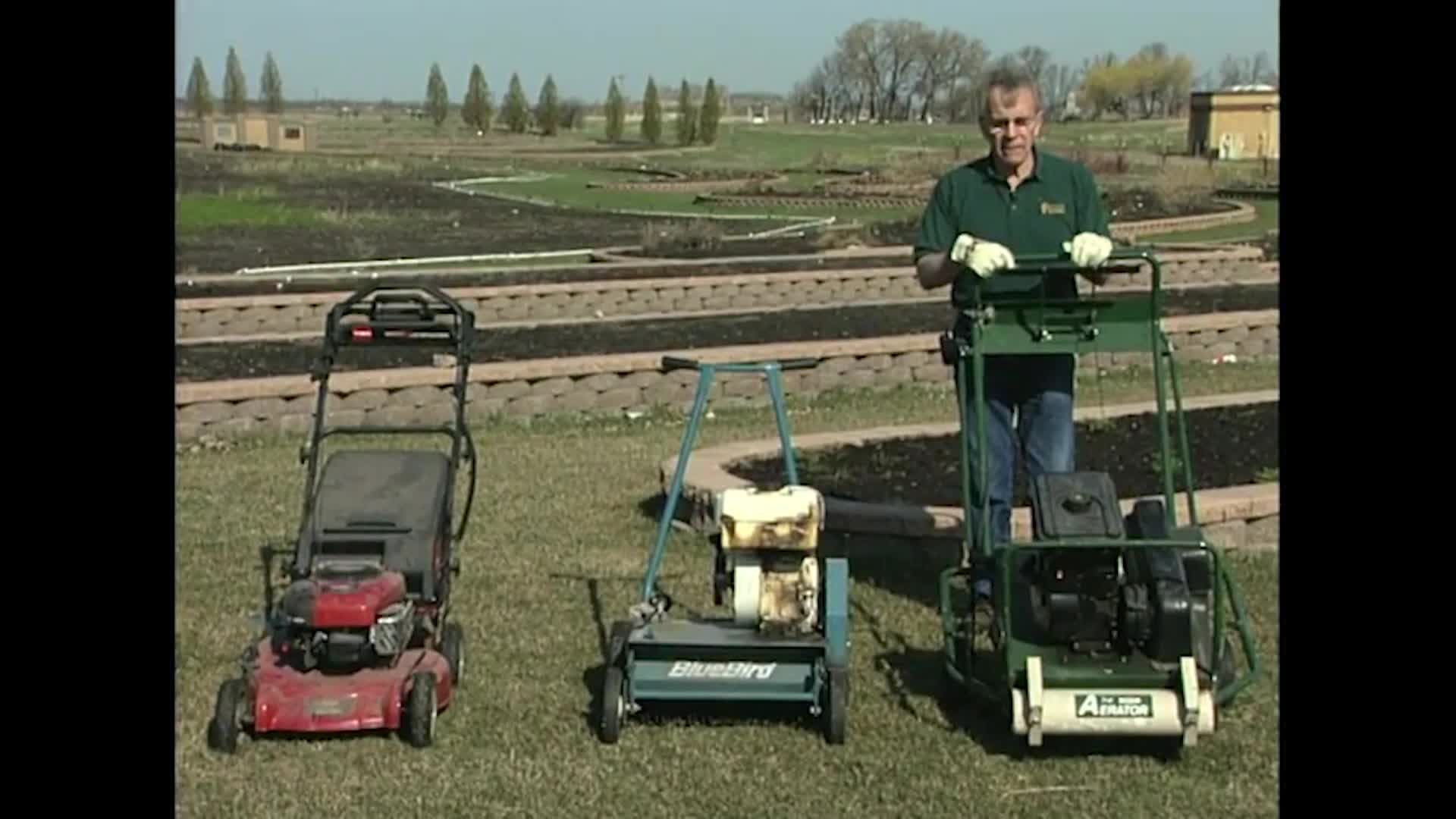 NDSU - Horticulture for the Home - Growing Garlic